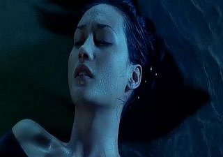 Maggie Q  Naked Weapon