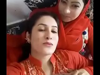 Ragazze amanti del divertimento pakistano