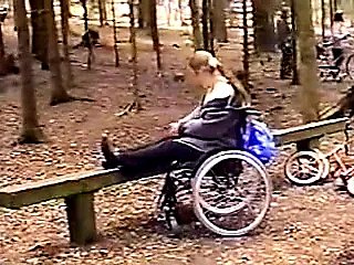Aloofness chica discapacitada sigue siendo sexy.flv