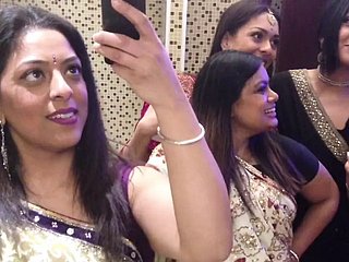 UK Indian Desi Danger Während der Ehemann bei Hochzeit strive against