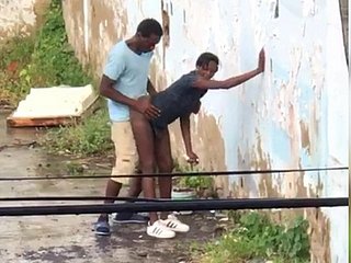 Sex công cộng ở Trinidad và Tobago