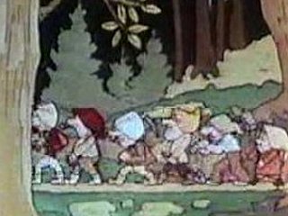 Porn sueco de dibujos animados - Blancanieves y los 7 enanos
